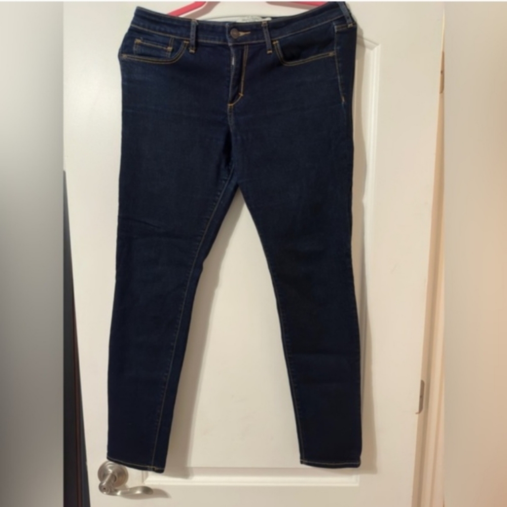 Abercrombie & Fitch Size 12 Short Skinny Dark Wash Jeans